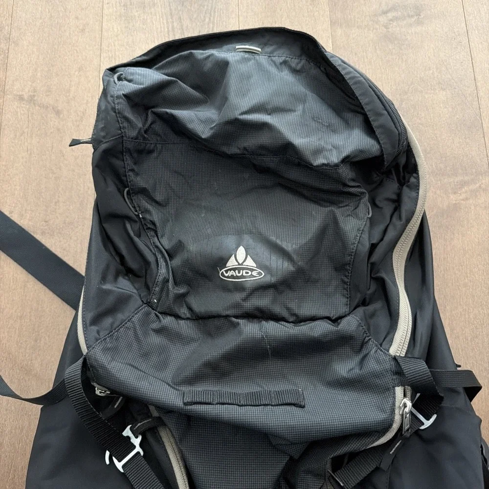 Vaude hiking camping